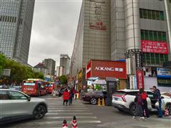 贵阳壹号商场房东直租门面 免租期一个月 53平方